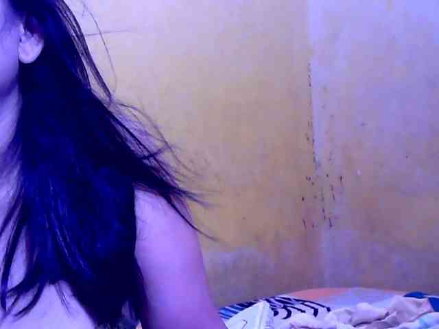 SweetMonlight webcam