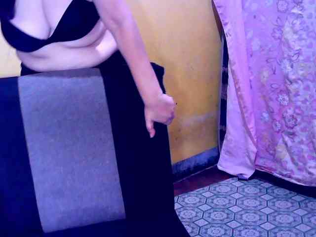 Carmela4u webcam