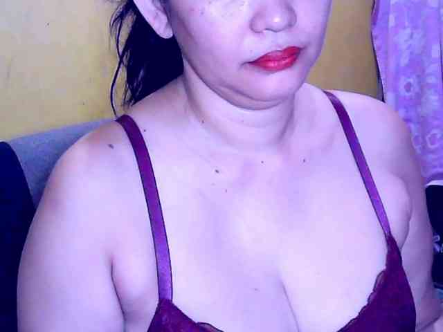 SweetMonlight webcam