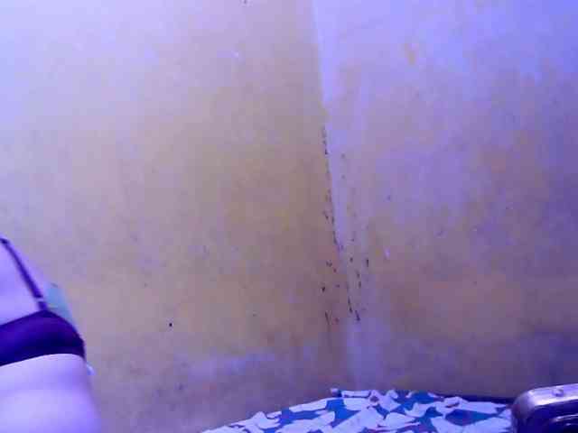 SweetMonlight webcam