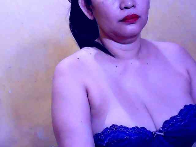 SweetMonlight webcam