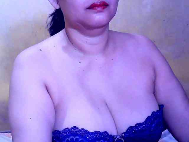 SweetMonlight webcam