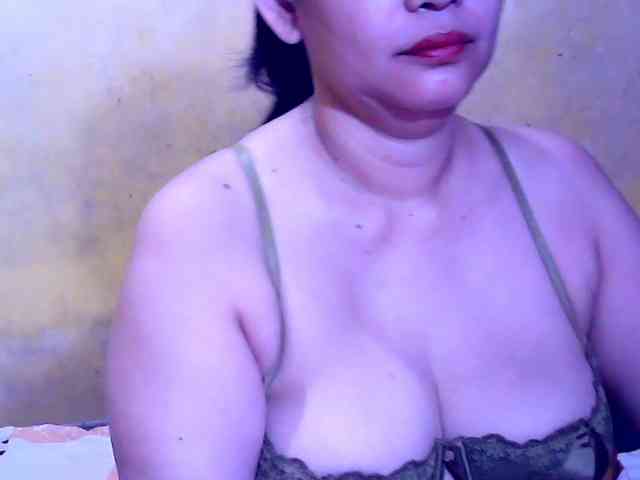 SweetMonlight webcam