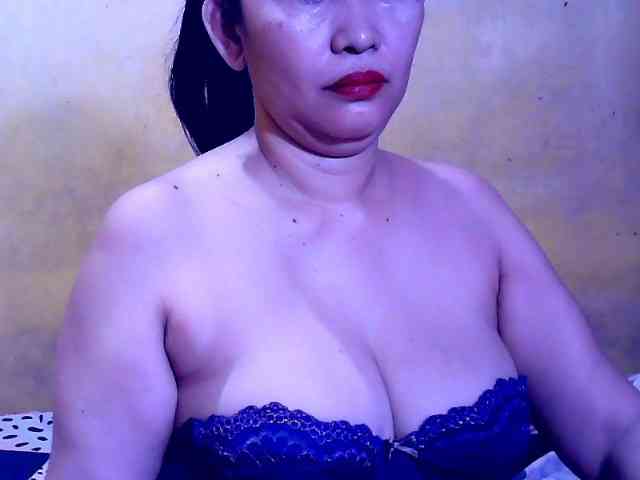 SweetMonlight webcam