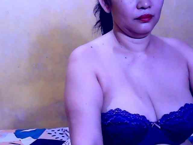 SweetMonlight webcam