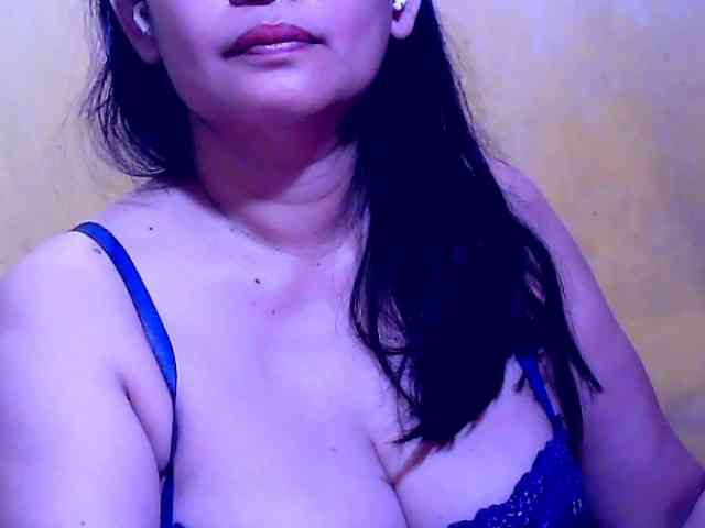 SweetMonlight webcam