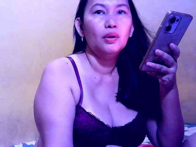 SweetMonlight webcam