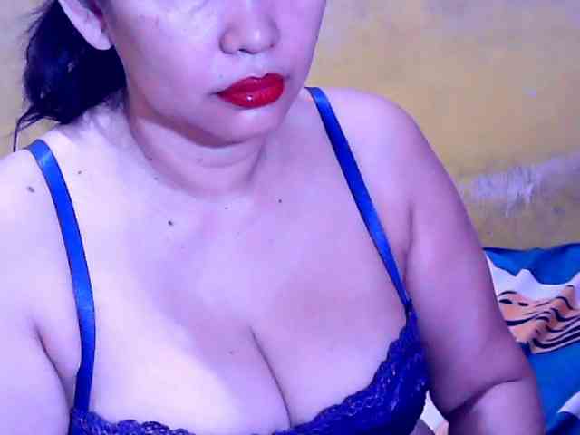 SweetMonlight webcam