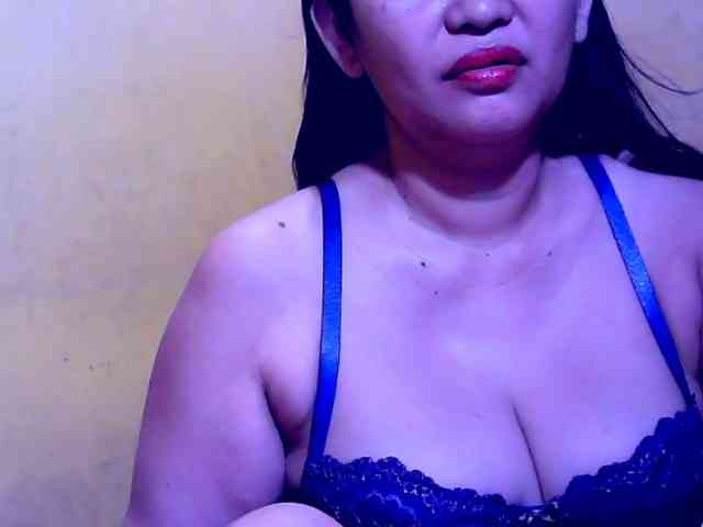 SweetMonlight webcam