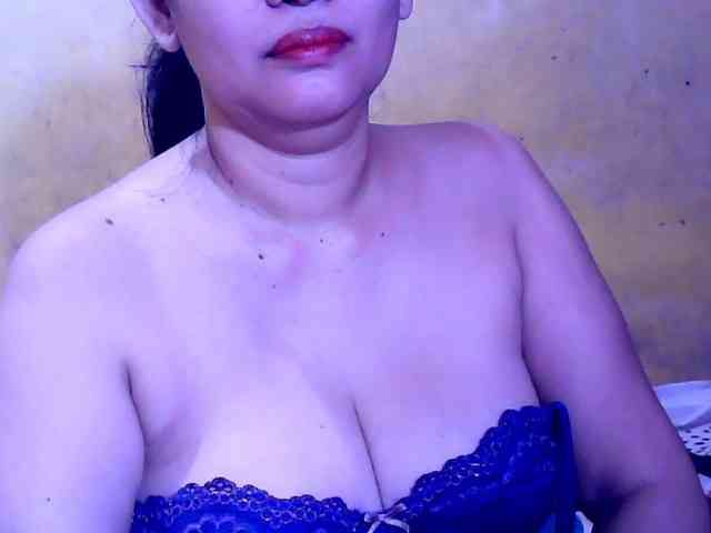 SweetMonlight webcam