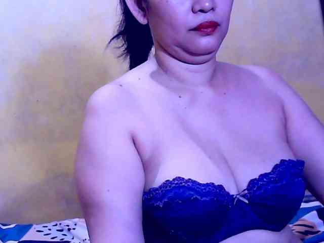 SweetMonlight webcam