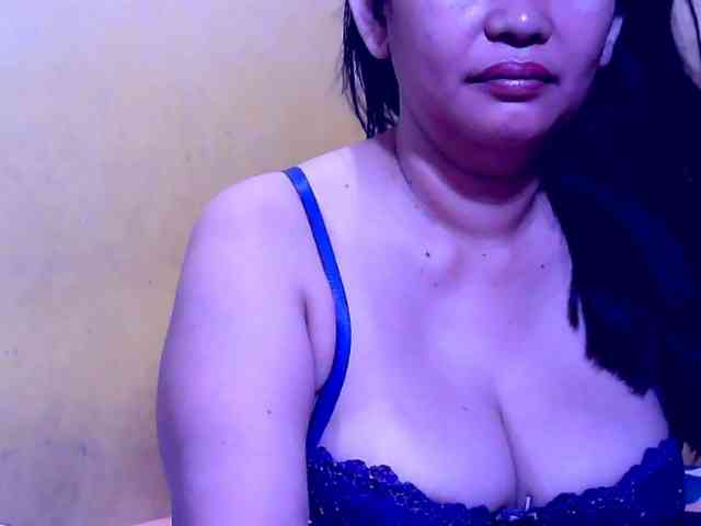 SweetMonlight webcam