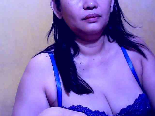 SweetMonlight webcam