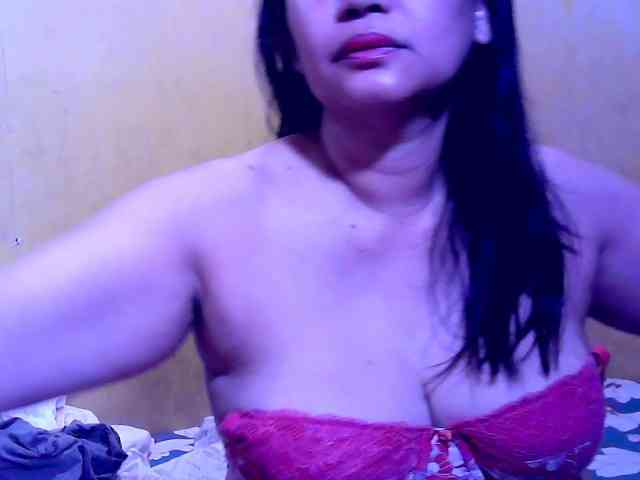 SweetMonlight webcam