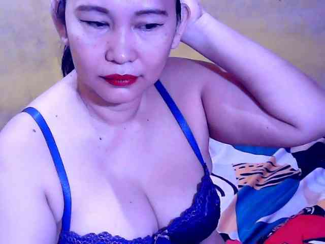 SweetMonlight webcam