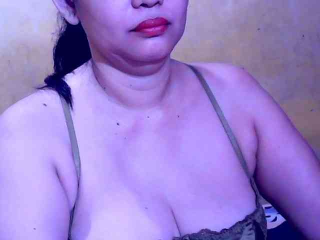 SweetMonlight webcam