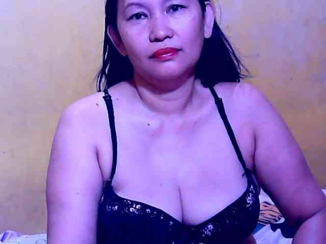 SweetMonlight webcam