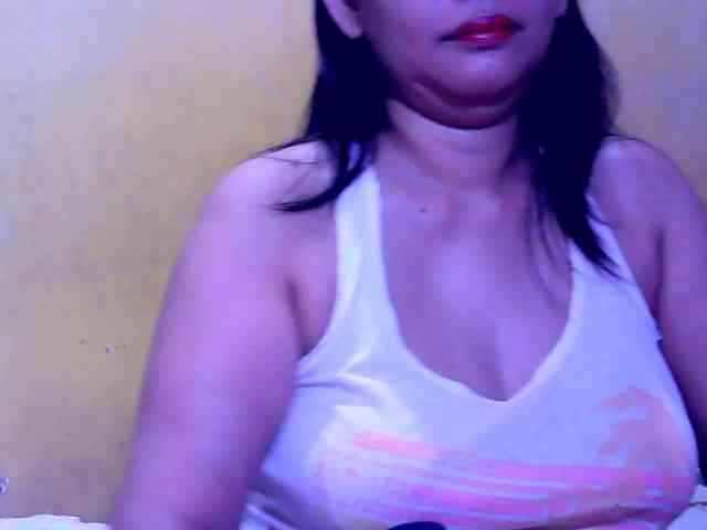 SweetMonlight webcam