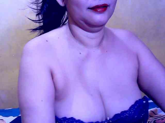 SweetMonlight webcam