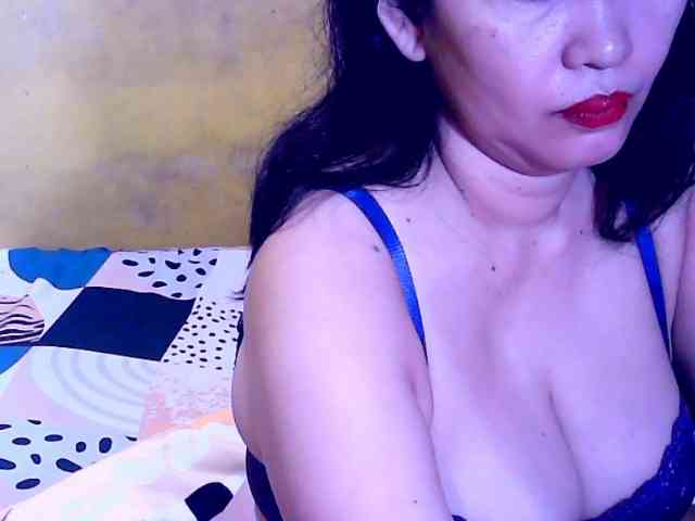 SweetMonlight webcam