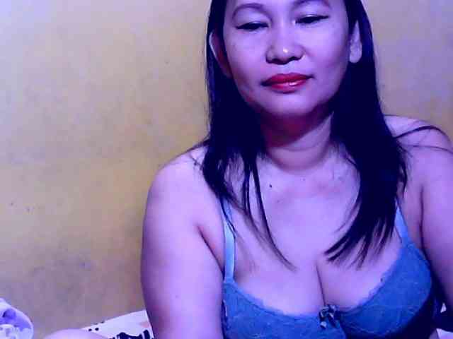 SweetMonlight webcam