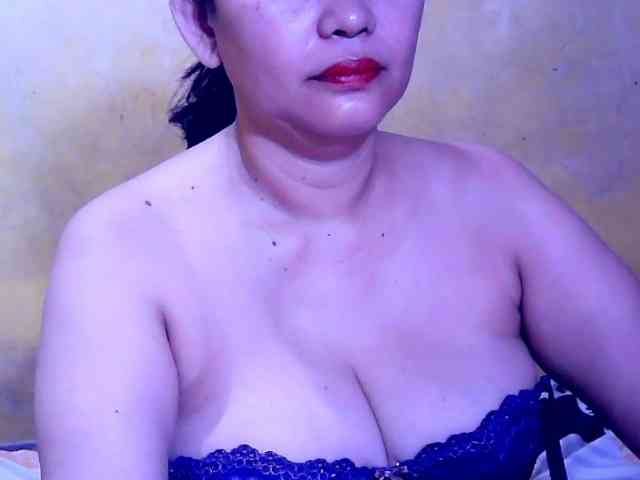 SweetMonlight webcam