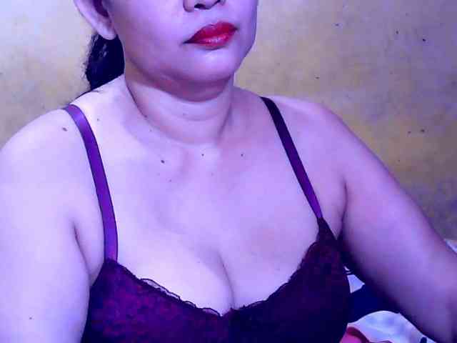 SweetMonlight webcam