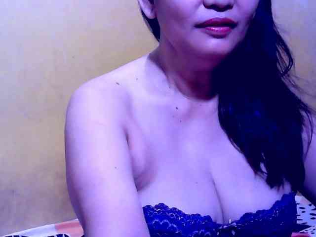 SweetMonlight webcam