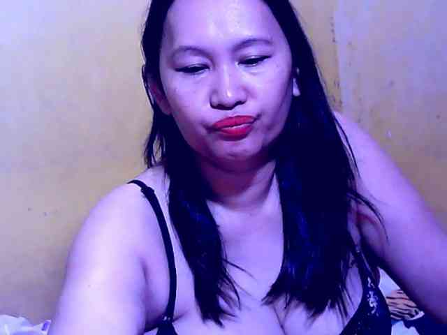 SweetMonlight webcam