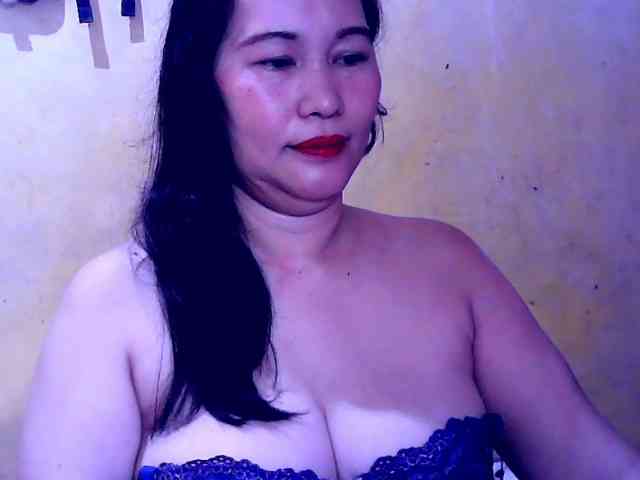 SweetMonlight webcam