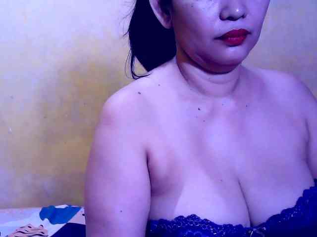 SweetMonlight webcam