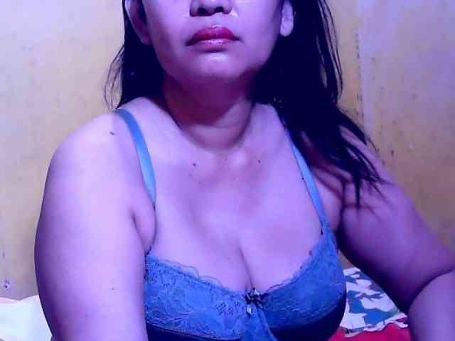 SweetMonlight webcam