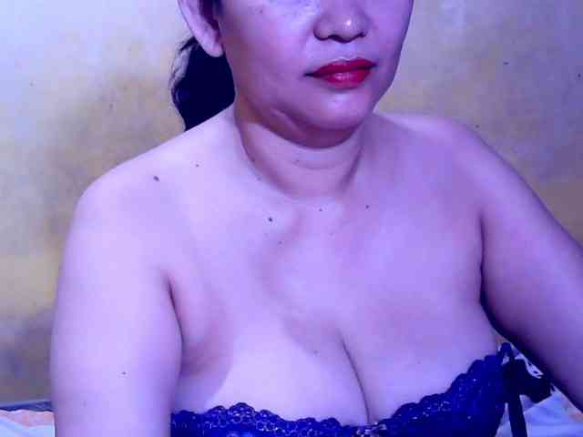 SweetMonlight webcam