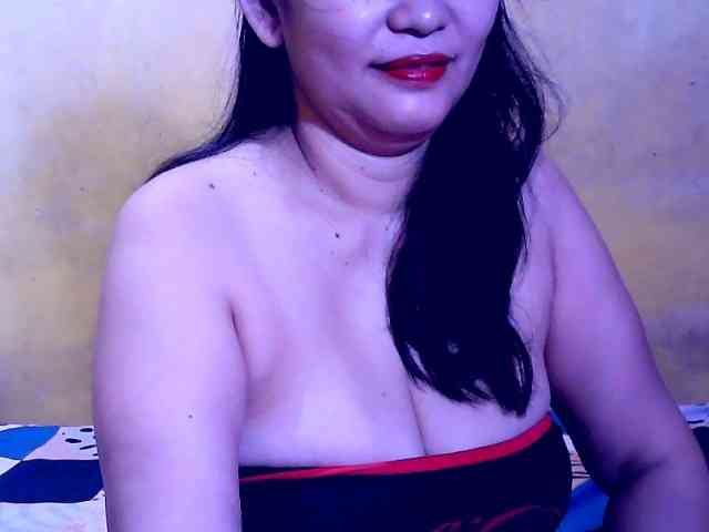 SweetMonlight webcam