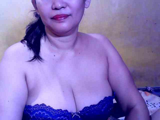 SweetMonlight webcam