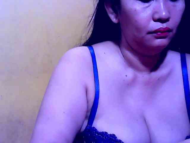 SweetMonlight webcam