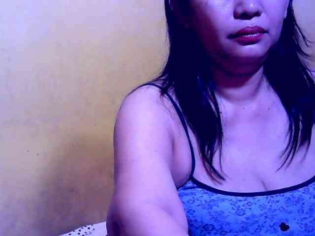 SweetMonlight webcam