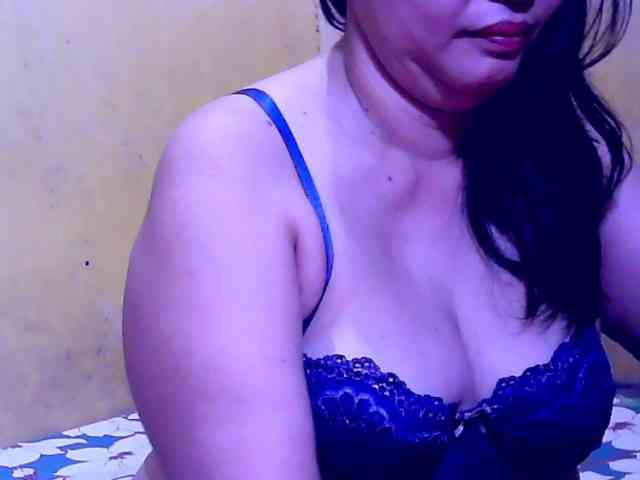 SweetMonlight webcam