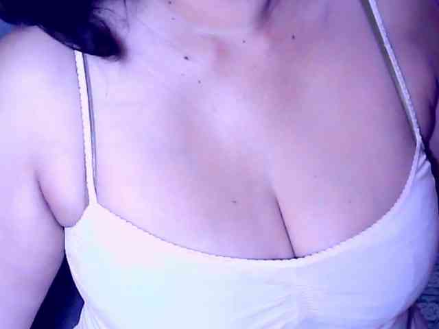SweetMonlight webcam