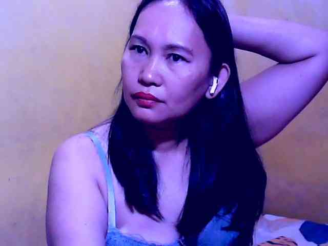 SweetMonlight webcam