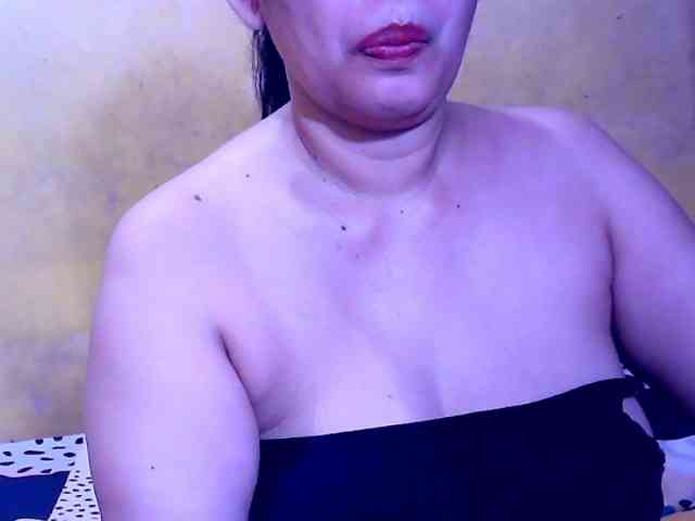 SweetMonlight webcam