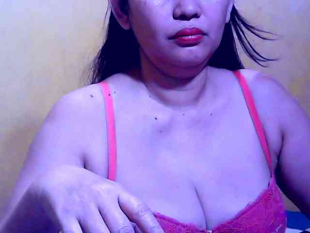 SweetMonlight webcam