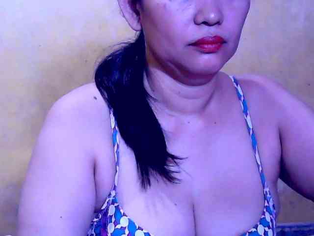 SweetMonlight webcam