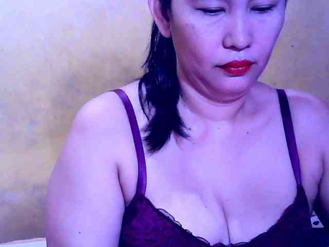 SweetMonlight webcam