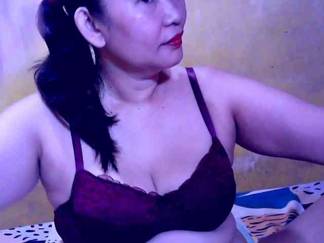 SweetMonlight webcam