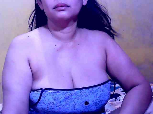 SweetMonlight webcam