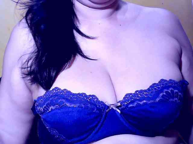 Carmela4u webcam