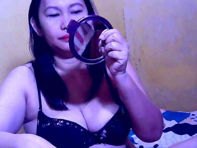 SweetMonlight webcam