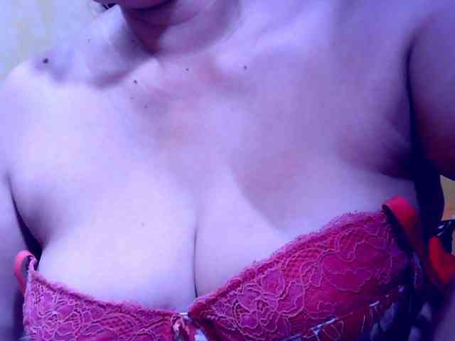 SweetMonlight webcam