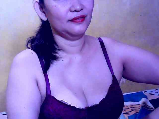 SweetMonlight webcam